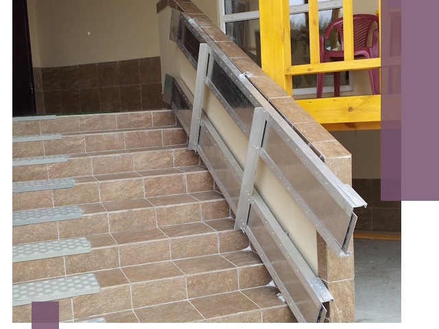 Откидные пандусы под ключ в Малгобеке — монтаж и демонтаж