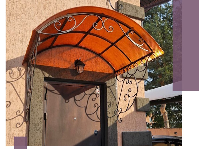 Демонтаж козырьков в Малгобеке быстро и безопасно